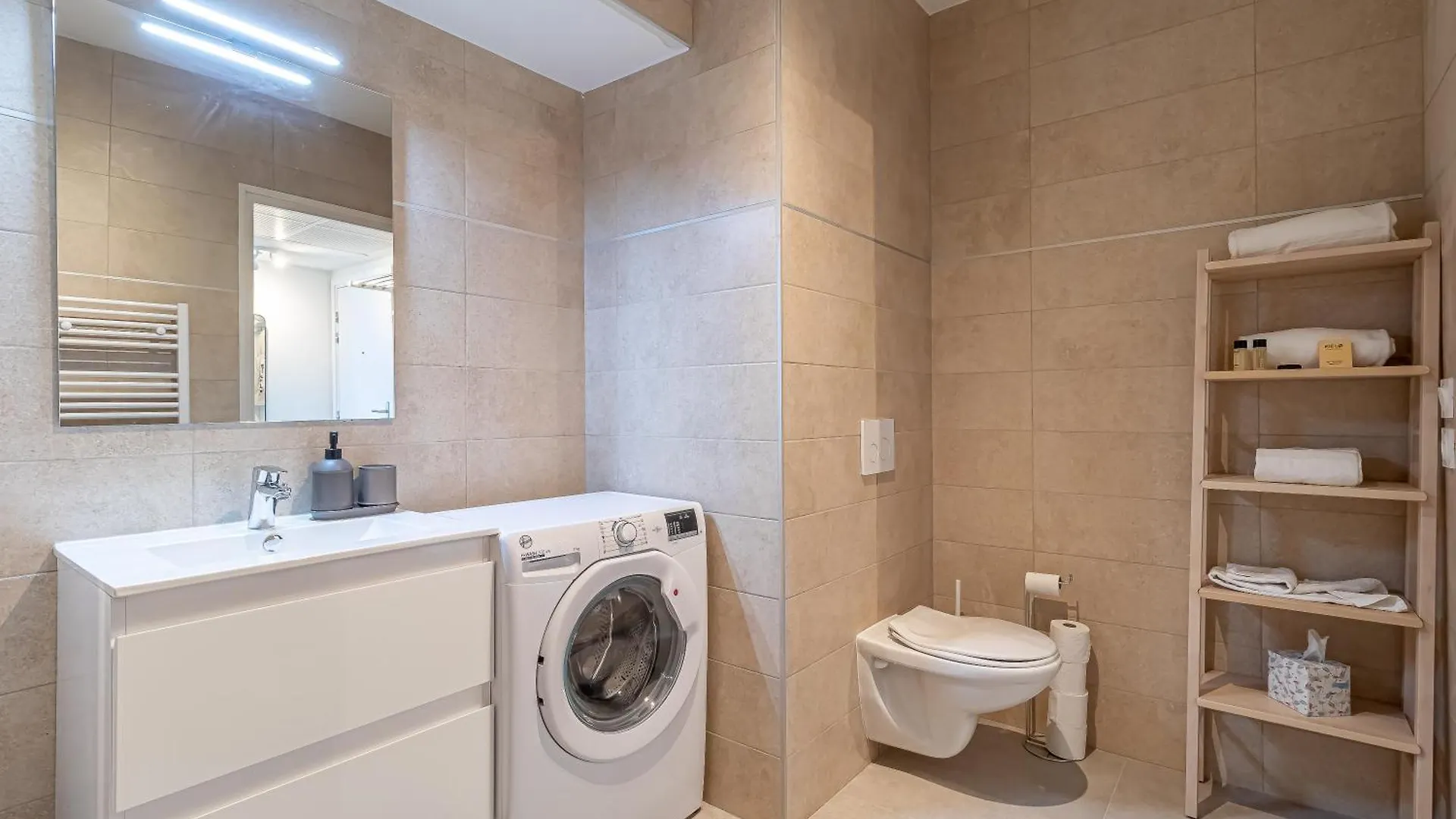 Superb New 2-Room Apartment -Parking Border Monac Beausoleil 0*,  France